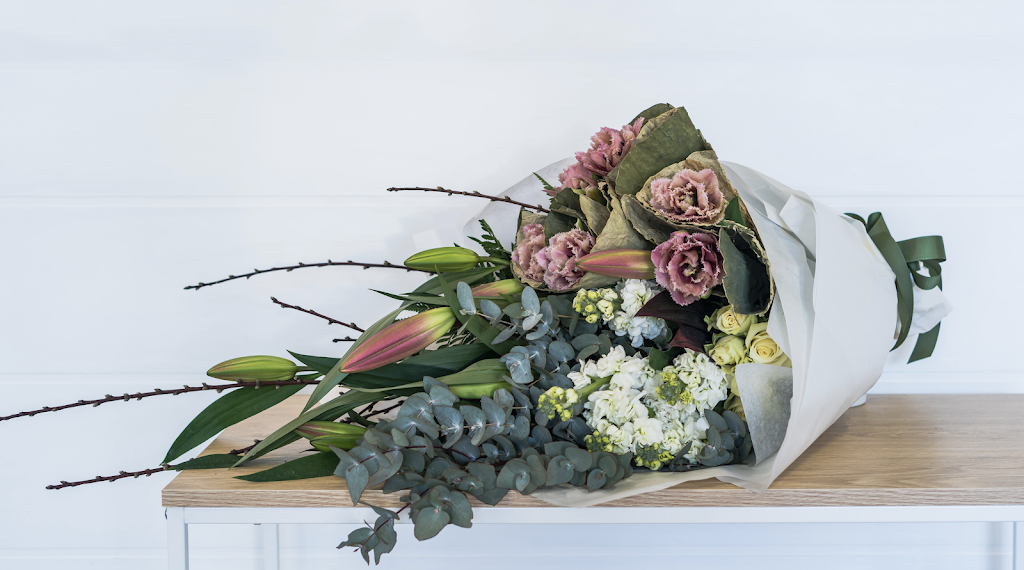 House of Bloom at Dahlsens | florist | 19 Dalmahoy St, Bairnsdale VIC 3875, Australia | 0351501122 OR +61 3 5150 1122