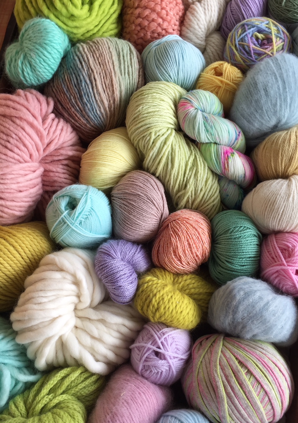 Jeannie Love Yarns (165a Eastern Valley Way) Opening Hours