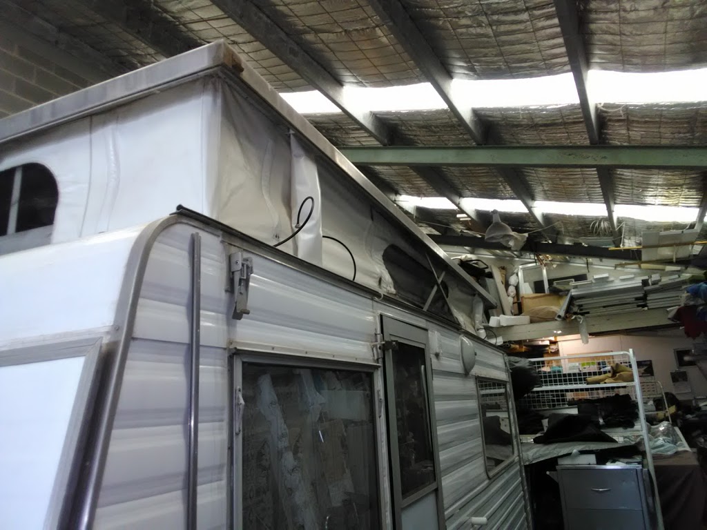 Lockard Canvas and Caravan Repairs | car repair | 8/67 Rowlins Rd, Gerringong NSW 2534, Australia | 0428229547 OR +61 428 229 547