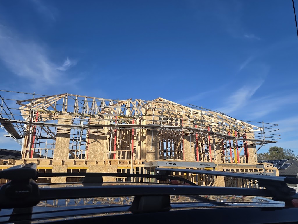 Diamond Trusses Woodend Vic 3442 | 988 Black Forest Dr, Woodend VIC 3442, Australia | Phone: 0414 634 865