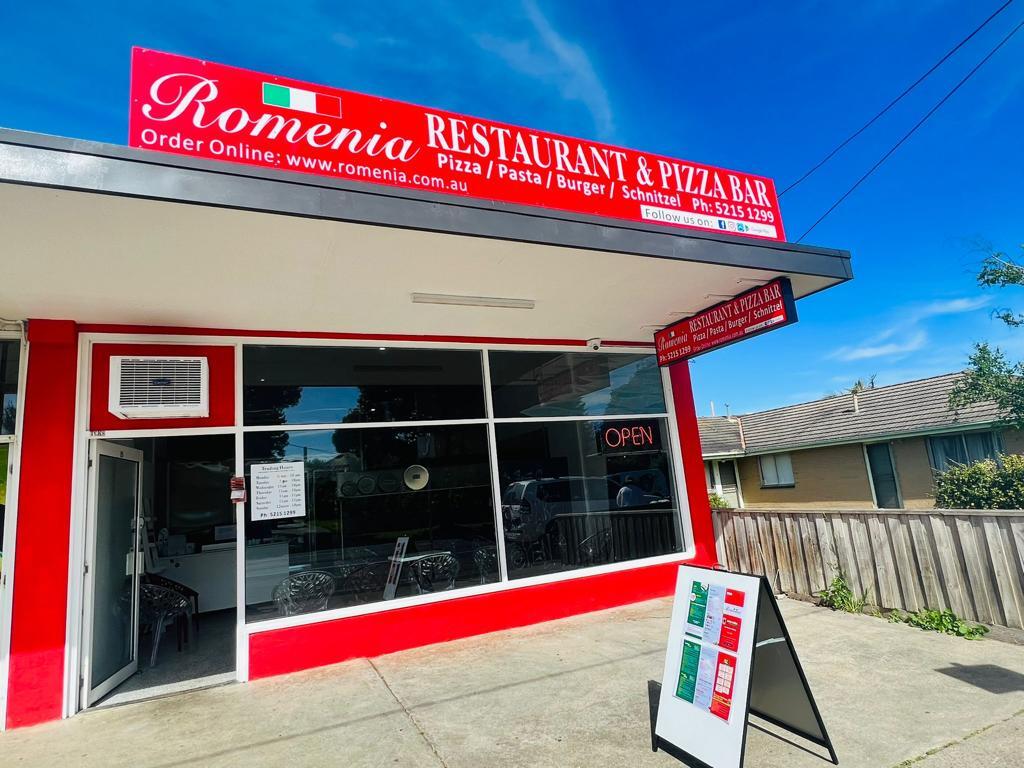 Romenia Restaurant and Pizza Bar | 25 McCurdy Rd, Herne Hill VIC 3218, Australia | Phone: (03) 5215 1299
