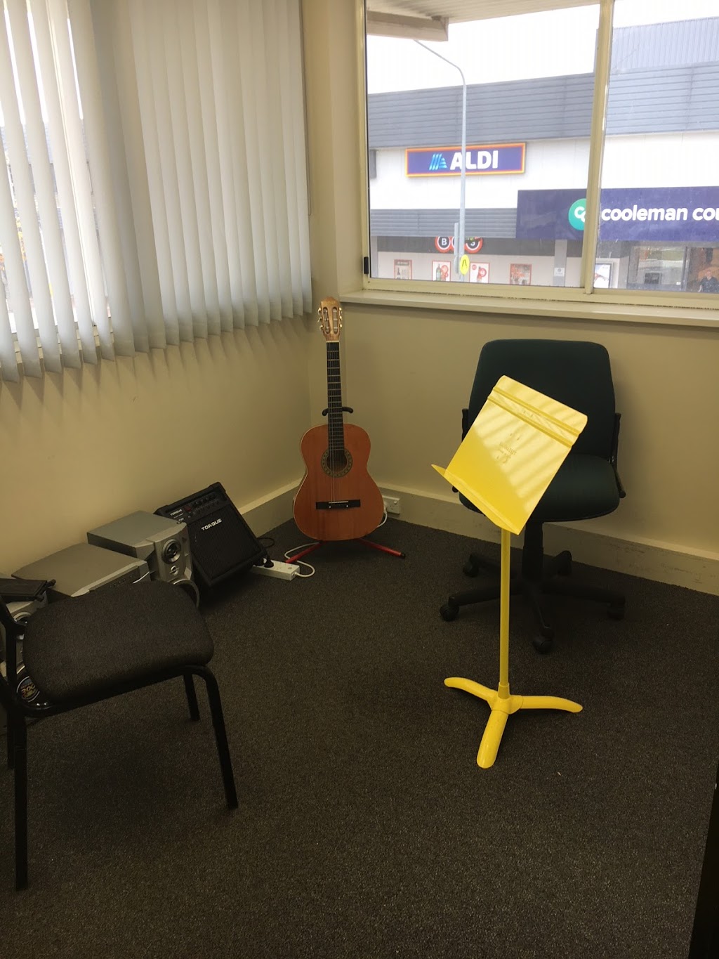 Canberra Music Tuition Fyshwick | 1/24 Iron Knob St, Fyshwick ACT 2609, Australia | Phone: (02) 6299 9154