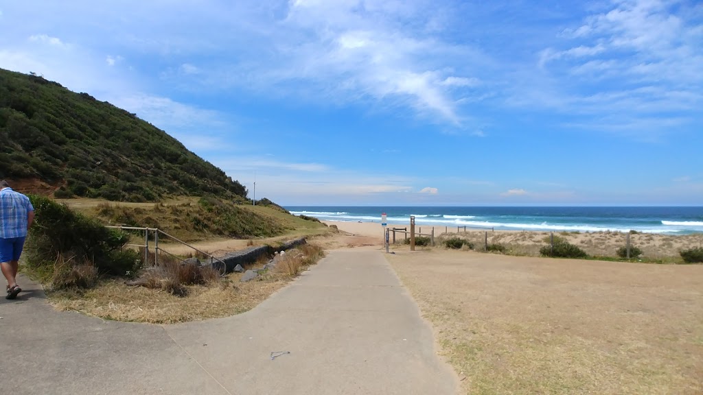 Garie Beach picnic area | Coast Track, Lilyvale NSW 2508, Australia | Phone: (02) 9542 0648