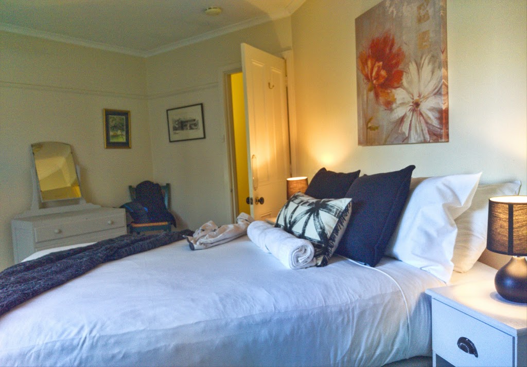 Merrimeet Cottages | 40 Showers Ave, Bright VIC 3741, Australia | Phone: (03) 5755 2040 Merrimeet Cottages | 40 Showers Ave, Bright VIC 3741, Australia | Phone: (03) 5755 2040