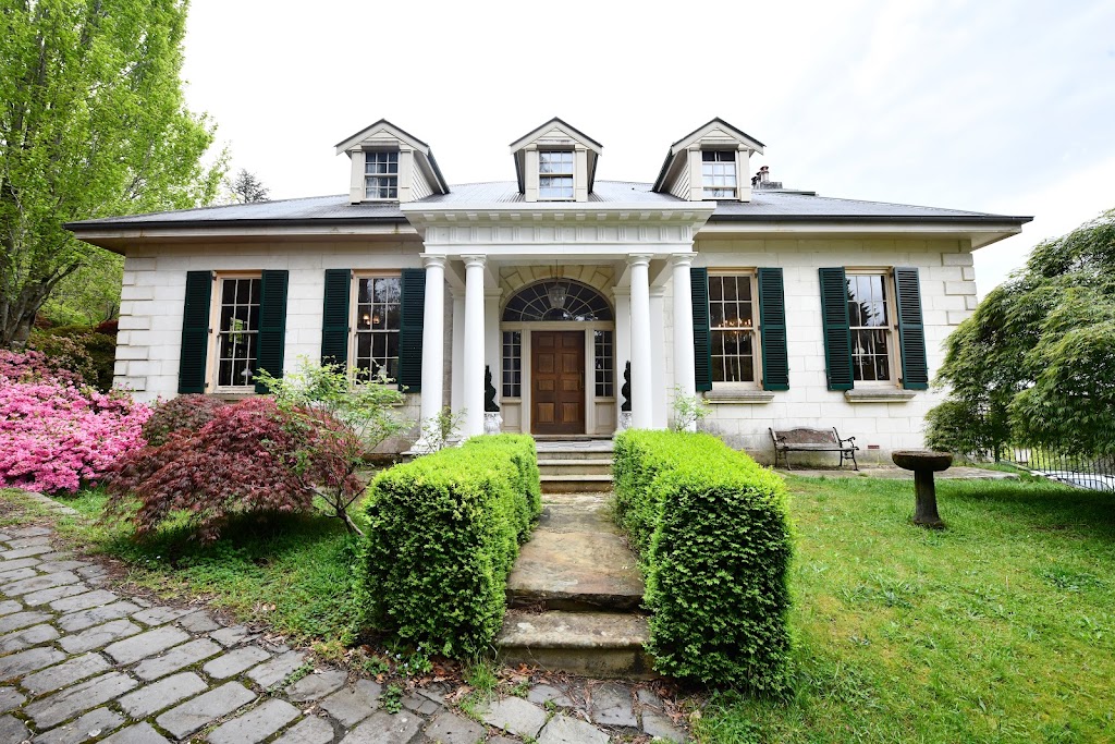 Elkwood Studios | 112 114Tablelands Road, Wentworth Falls NSW 2782, Australia | Phone: 0407 016 196