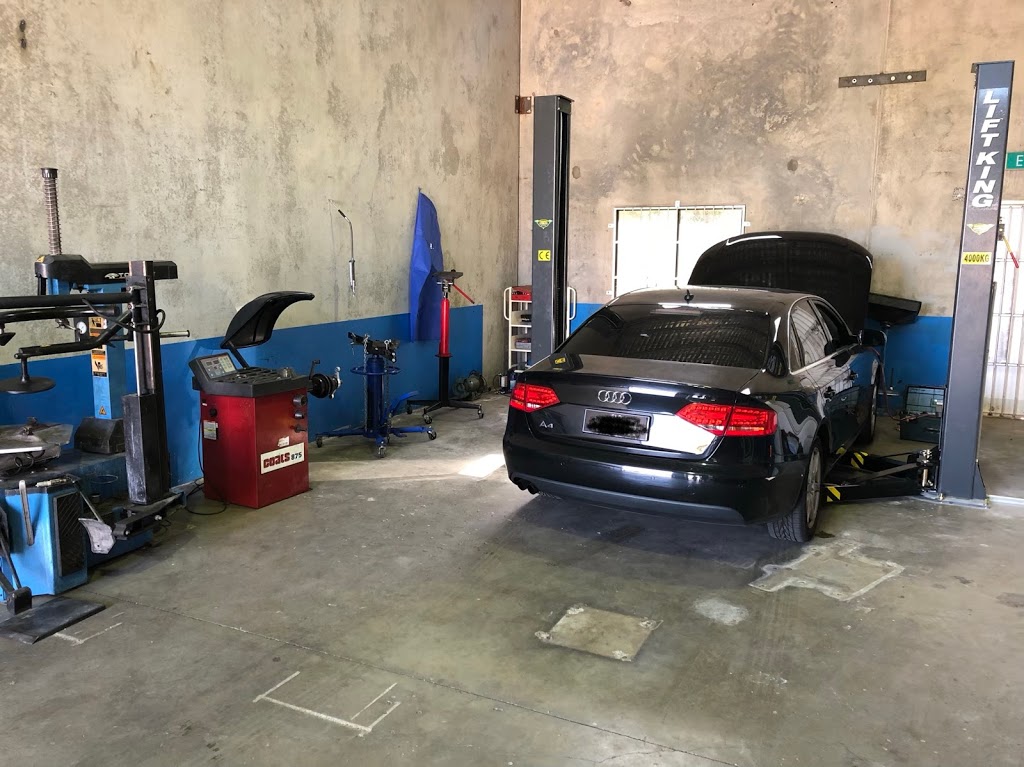 Professional Automotive Services Jimboomba | Unit 4/2-6 Paul Ct, Jimboomba QLD 4280, Australia | Phone: 0473 433 444