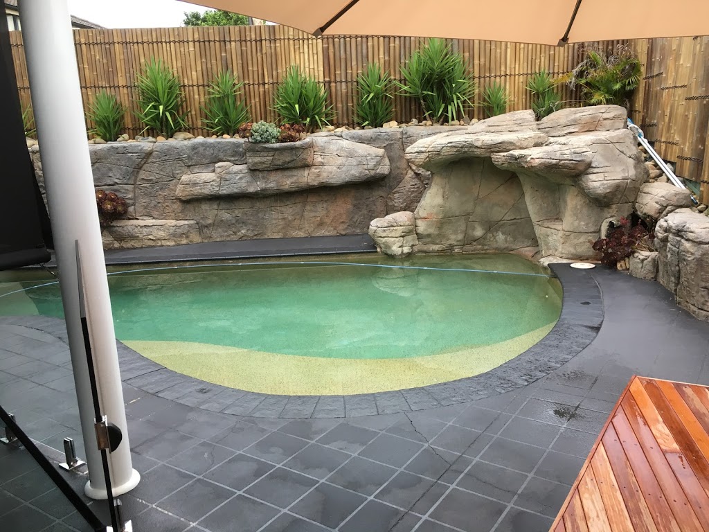 Glenmore Park Pool Service | 12 Gemalong Pl, Glenmore Park NSW 2745, Australia | Phone: 0407 250 842