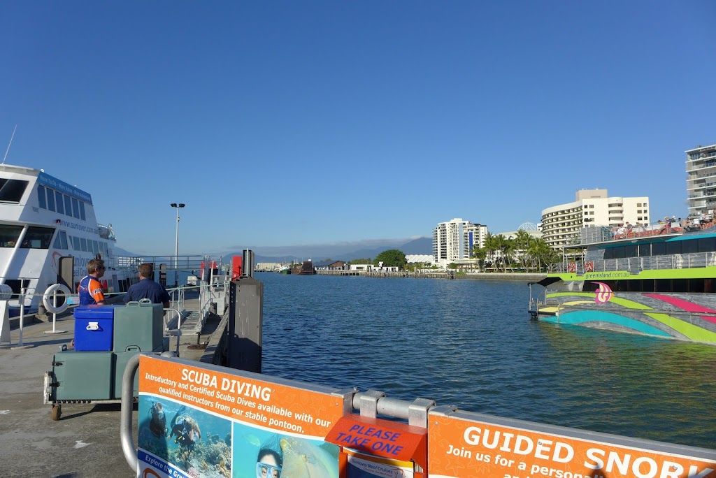 Cairns Boat Hire | Marlin Wharf, A1/1 Spence St, Cairns City QLD 4870, Australia | Phone: 0447 328 732