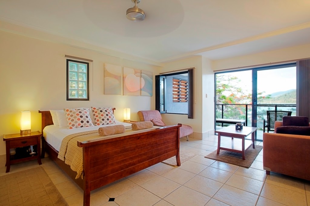 at Waterfront Whitsunday Retreat - Airlie Beach Accommodation | 438 Shute Harbour Rd, Airlie Beach QLD 4802, Australia | Phone: (07) 4948 6500