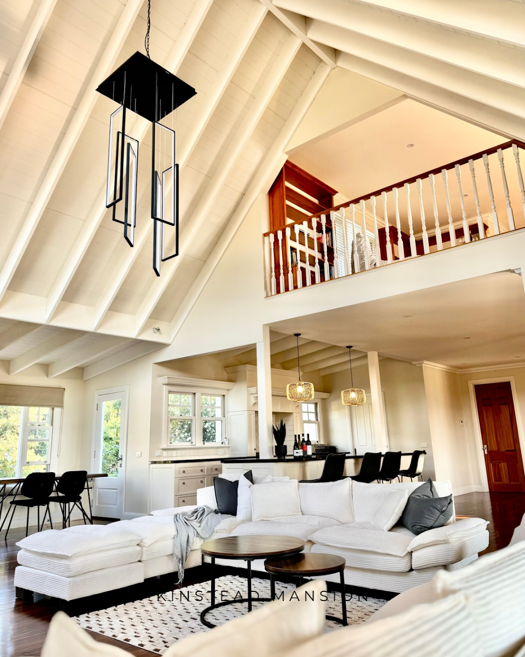 Kinstead Mansion | 7 Smokebox Court, Warragul VIC 3820, Australia | Phone: 0417 919 979 Kinstead Mansion | 7 Smokebox Court, Warragul VIC 3820, Australia | Phone: 0417 919 979