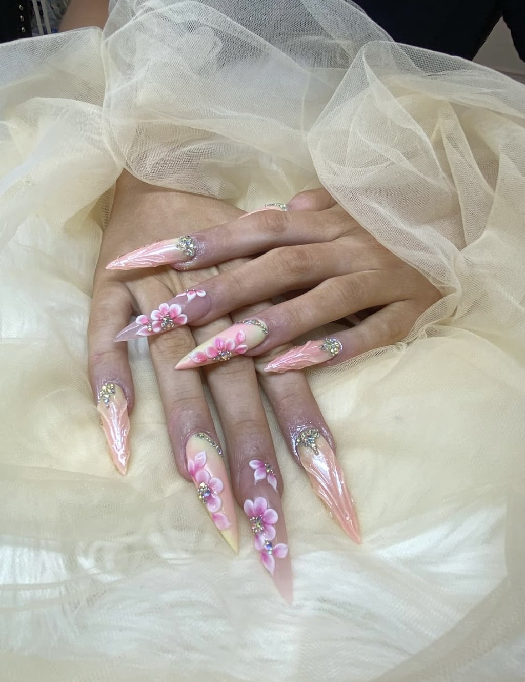 Milan Beauty Bar | Rosemeadow Marketplace, Shop 11 Thomas Rose Dr, Rosemeadow NSW 2560, Australia | Phone: 0450 523 837