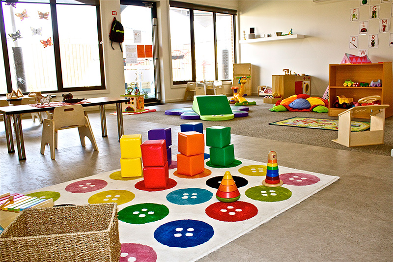 Childs Play Early Learning Centre | school | 642 Tarneit Rd, Tarneit VIC 3029, Australia | 0397482004 OR +61 3 9748 2004