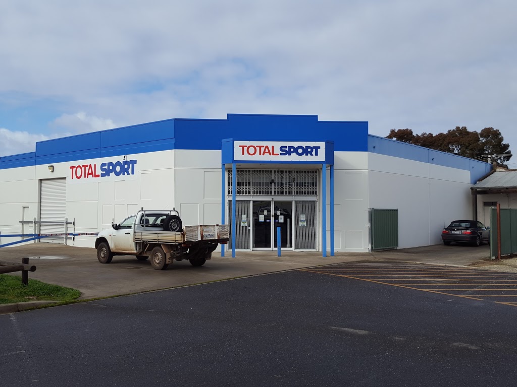 Total Sports | clothing store | 41-43 Anzac Ave, Seymour VIC 3660, Australia | 0357923699 OR +61 3 5792 3699