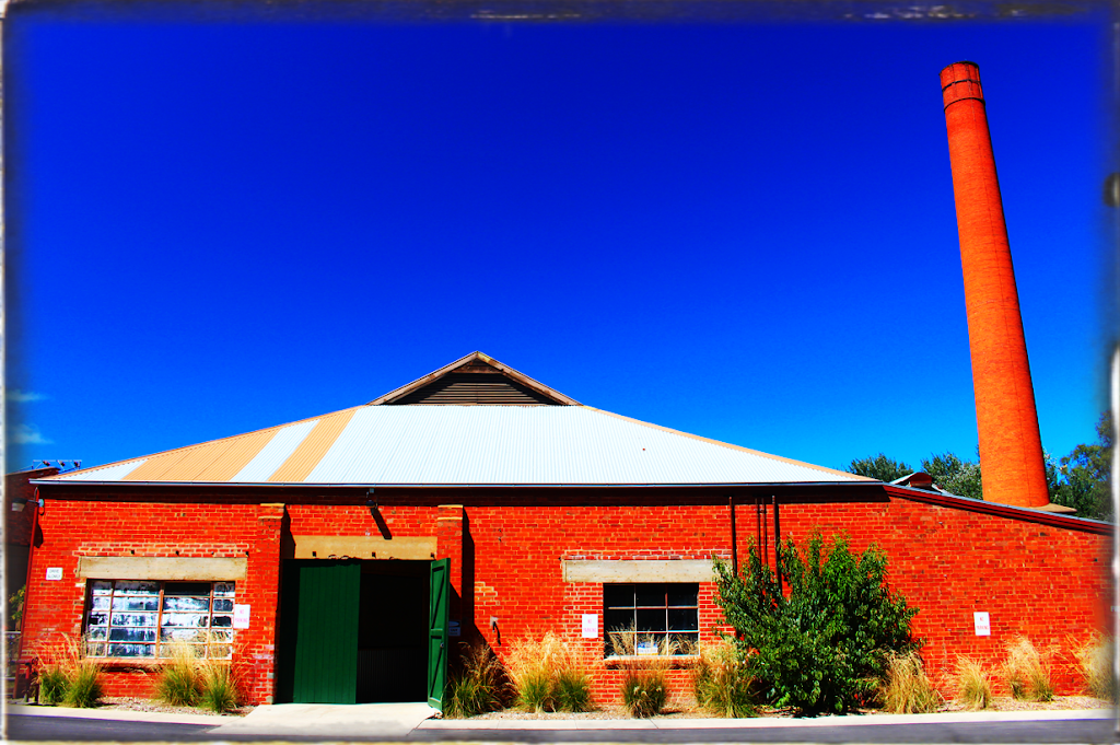 The Mill Castlemaine (whole site - multiple businesses) | cafe | 1/9 Walker St, Castlemaine VIC 3450, Australia | 1300985001 OR +61 1300 985 001