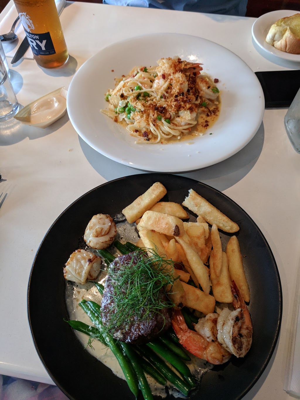 Scampis | 40 William St, Port Macquarie NSW 2444, Australia | Phone: (02) 6583 7200