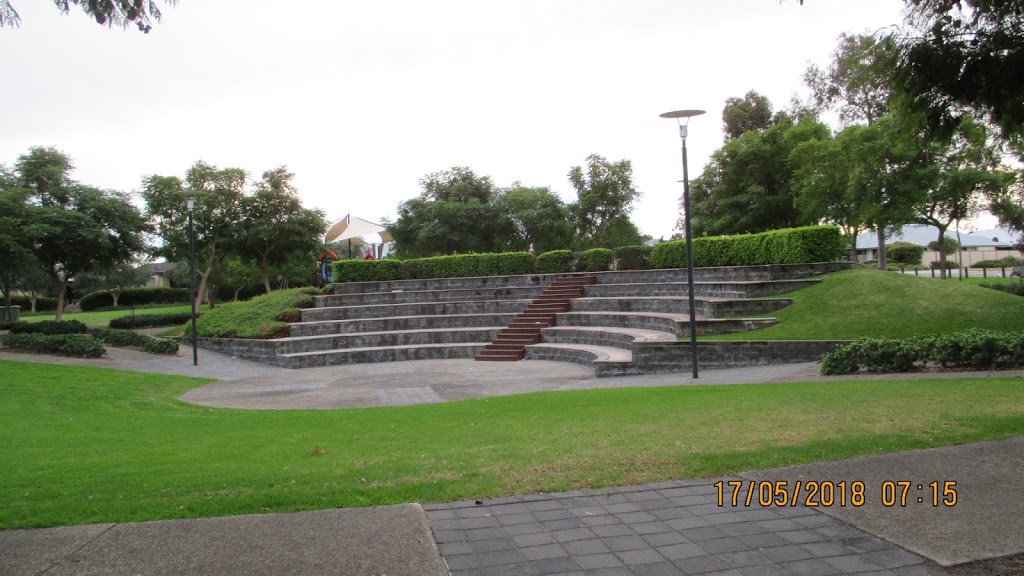 Duggan Park | park | Corner Macquarie Boulevard and, Jackadder Ave, Hammond Park WA 6164, Australia