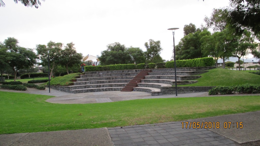 Duggan Park | Corner Macquarie Boulevard and, Jackadder Ave, Hammond Park WA 6164, Australia