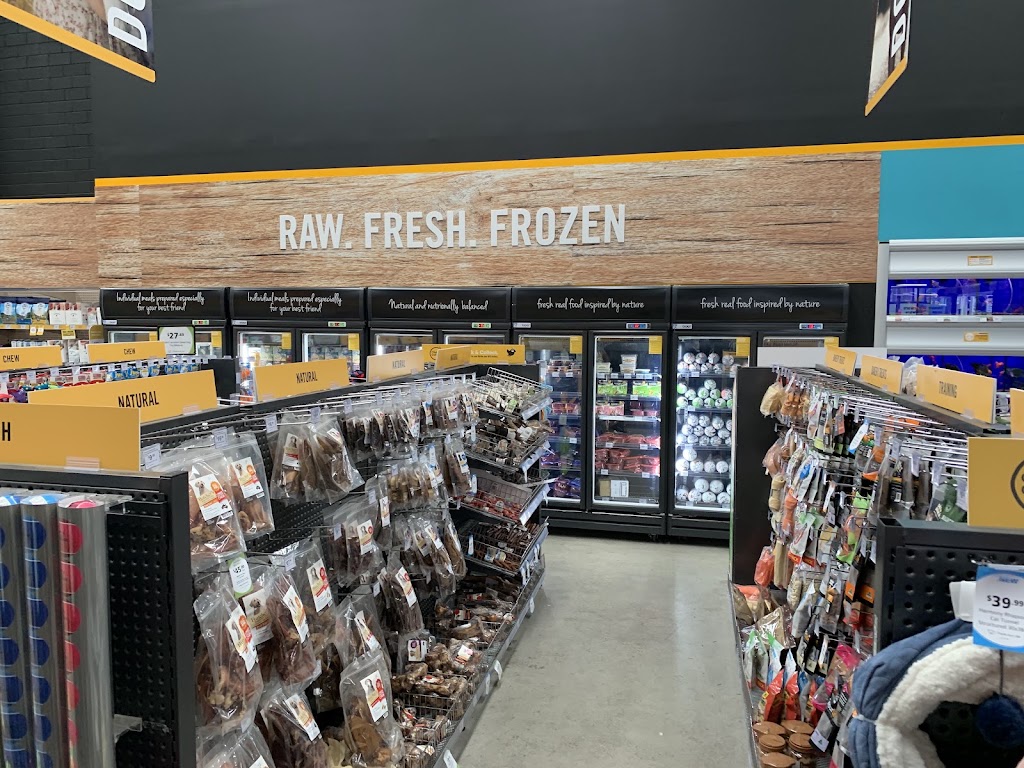 Petbarn Alexandria McEvoy | 175 McEvoy St, Alexandria NSW 2015, Australia | Phone: (02) 9557 8300