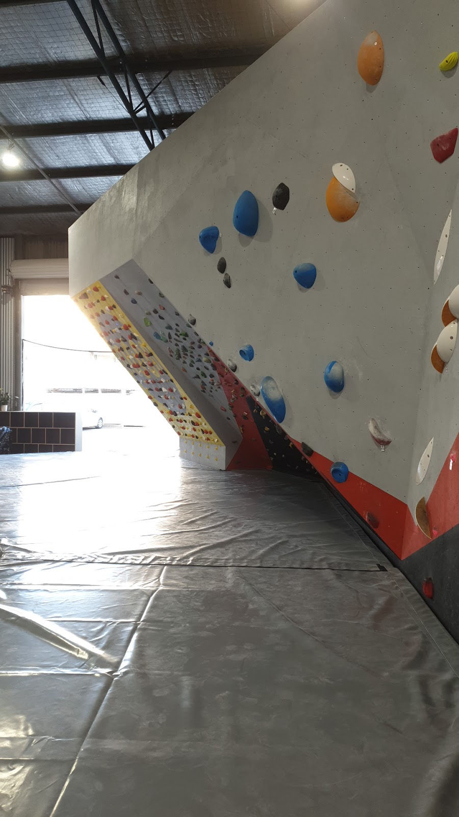 Pulse Climbing Warner Bay | gym | 2a/305 Hillsborough Rd, Warners Bay NSW 2282, Australia | 0240091646 OR +61 2 4009 1646