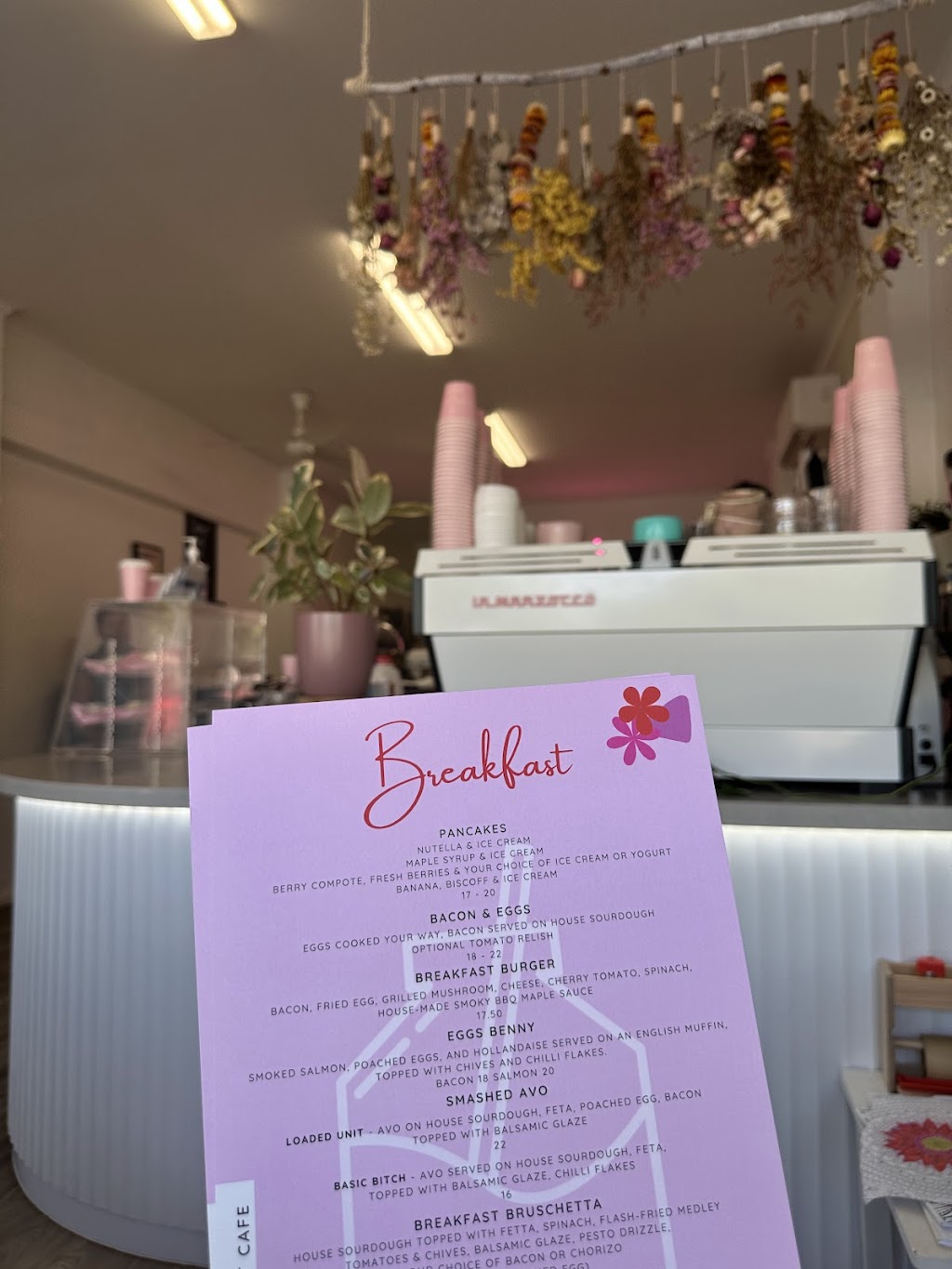 Milking it cafe | 55 Blake St, Nathalia VIC 3638, Australia | Phone: 0400 504 196
