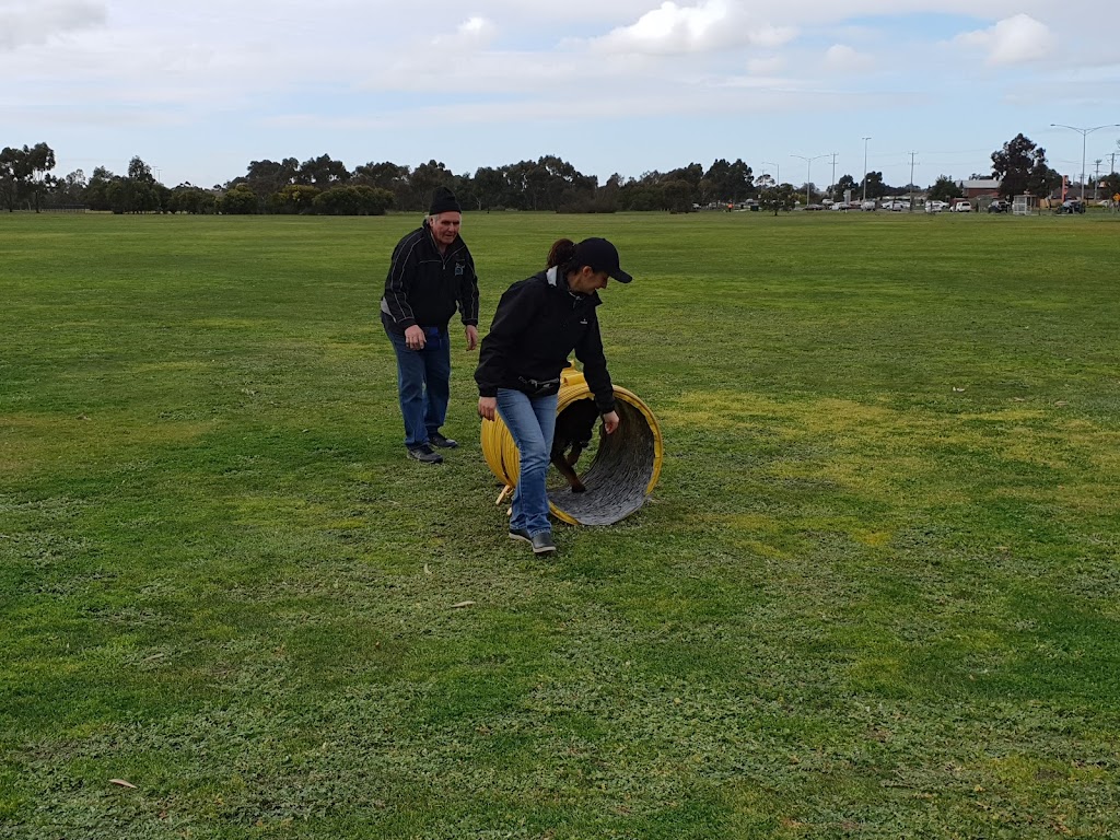 Werribee Obedience Dog Club | 720 Heaths Rd, Wyndham Vale VIC 3024, Australia | Phone: (03) 9742 2277