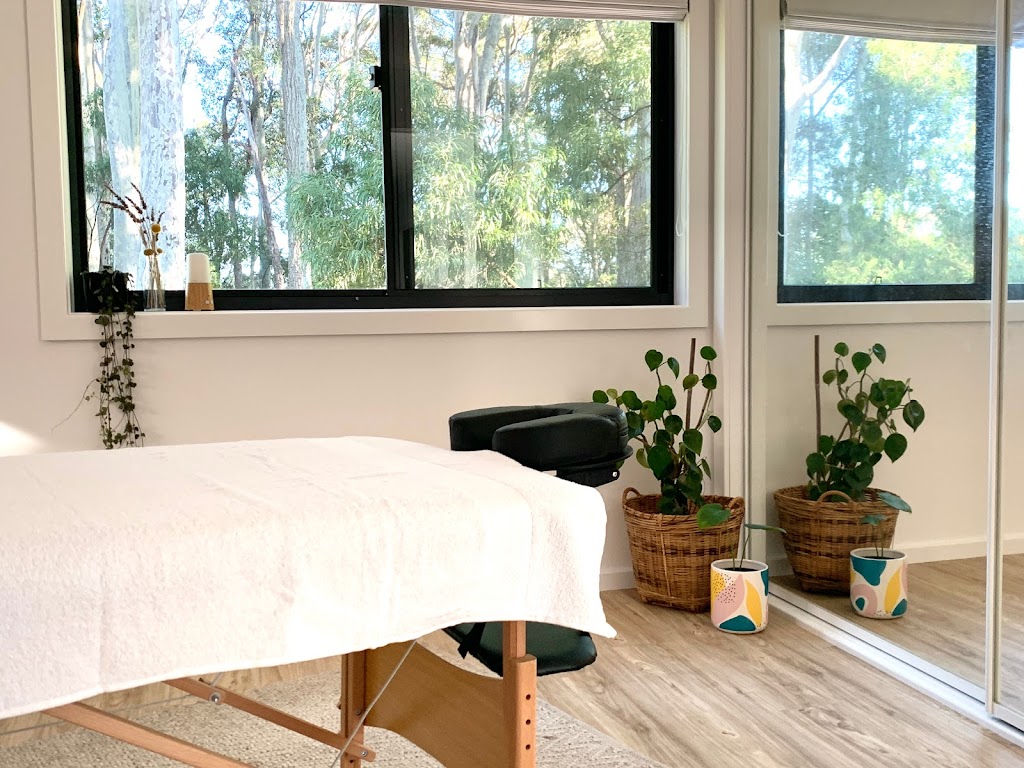 Lou McWalters Massage Therapist |  | 20 Cole Cres, Narooma NSW 2546, Australia | 0457271265 OR +61 457 271 265