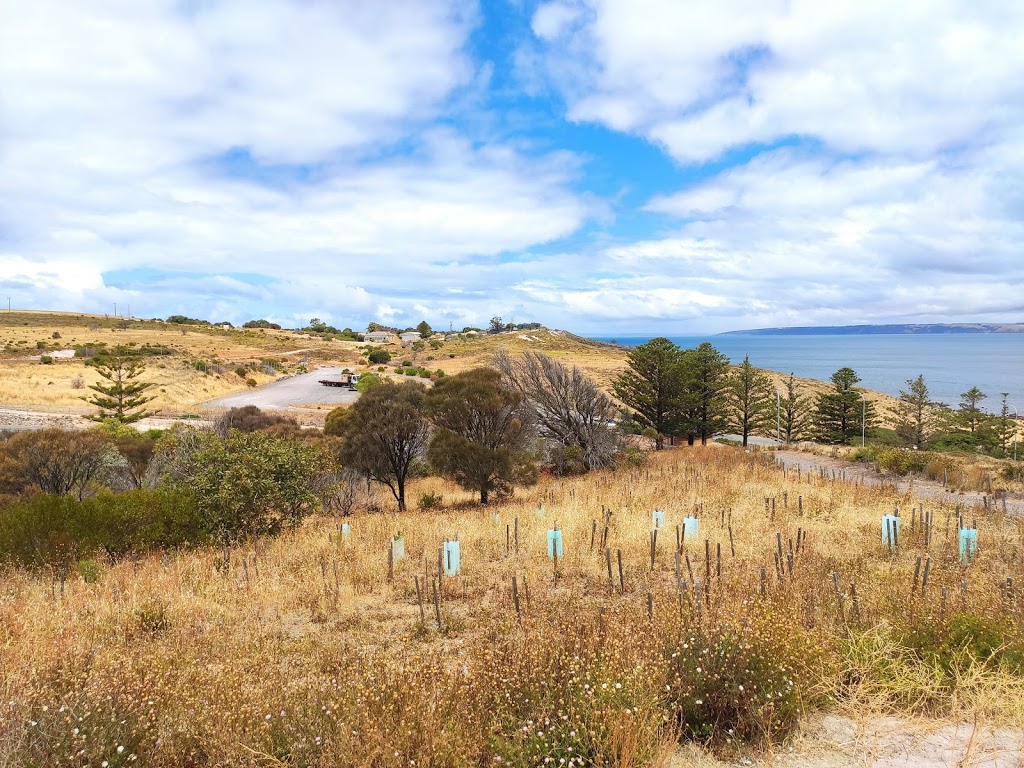 Cape Jervis Lookout | Flinders Dr, Cape Jervis SA 5204, Australia | Phone: (08) 8558 0240