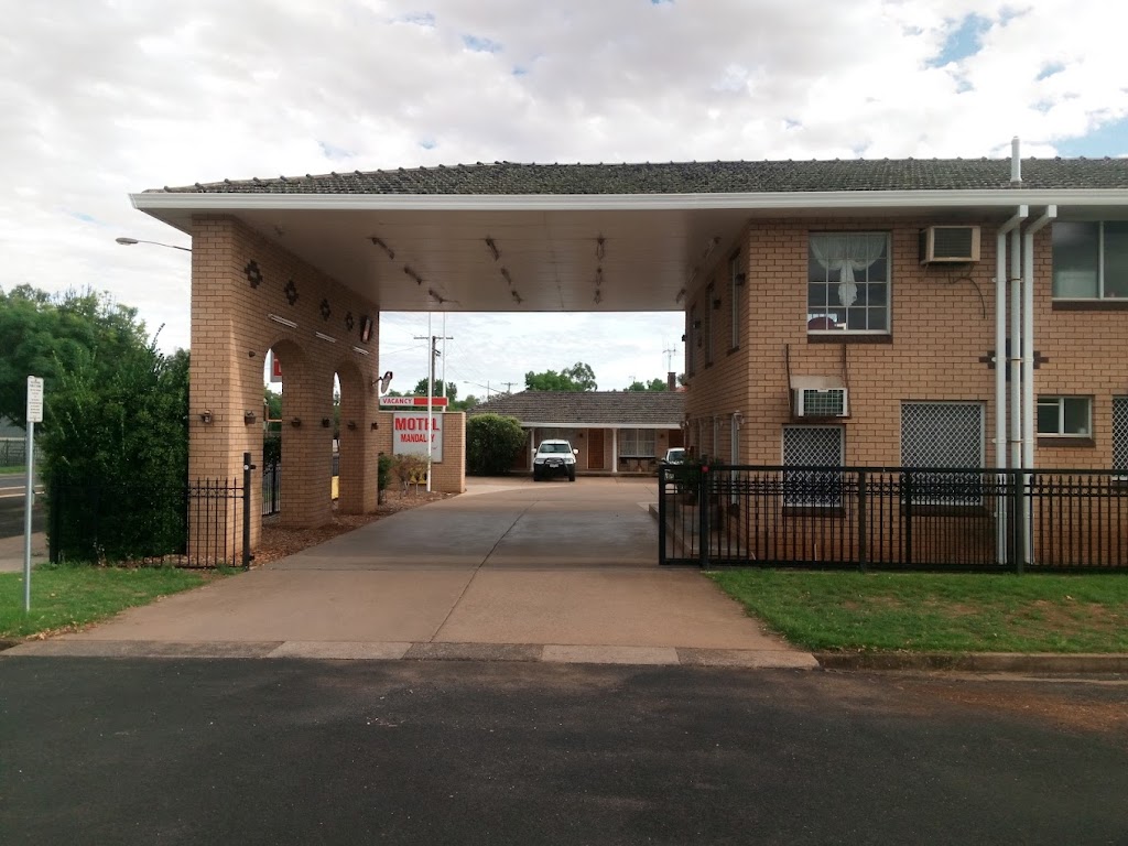 Crown Motel Wellington (Formerly Known As Motel Mandalay) | 30-32 Lee St, Wellington NSW 2820, Australia | Phone: (02) 6845 1011
