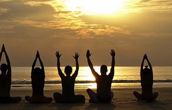 Yoga Wave Noosa | Above Belmondos, 59 Rene St, Noosaville QLD 4566, Australia | Phone: 0408 719 127