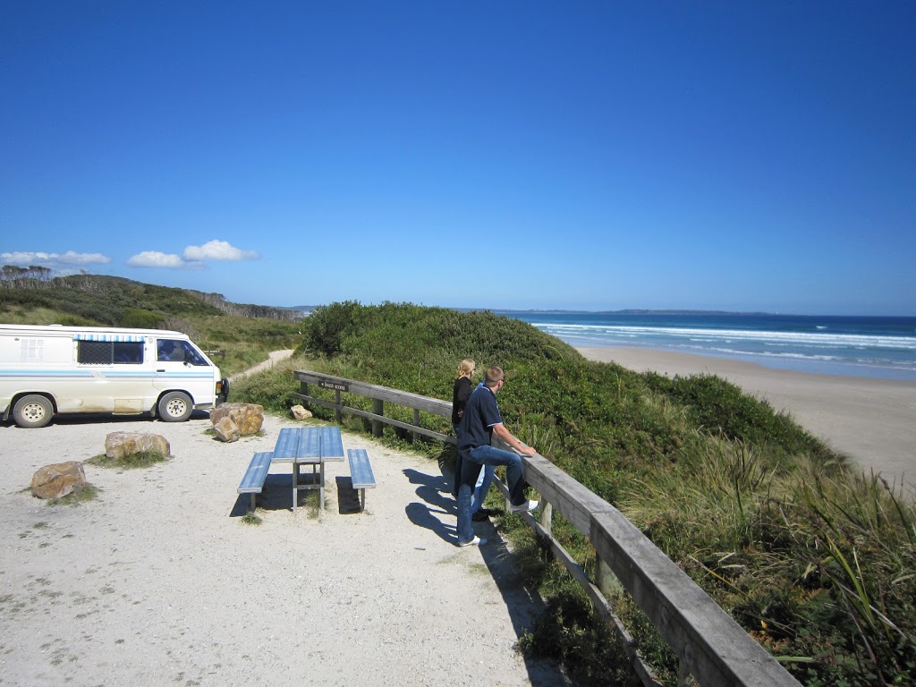 Ocean Beach Car Park | parking | Ocean Beach Rd, Strahan TAS 7468, Australia | 0407343797 OR +61 407 343 797