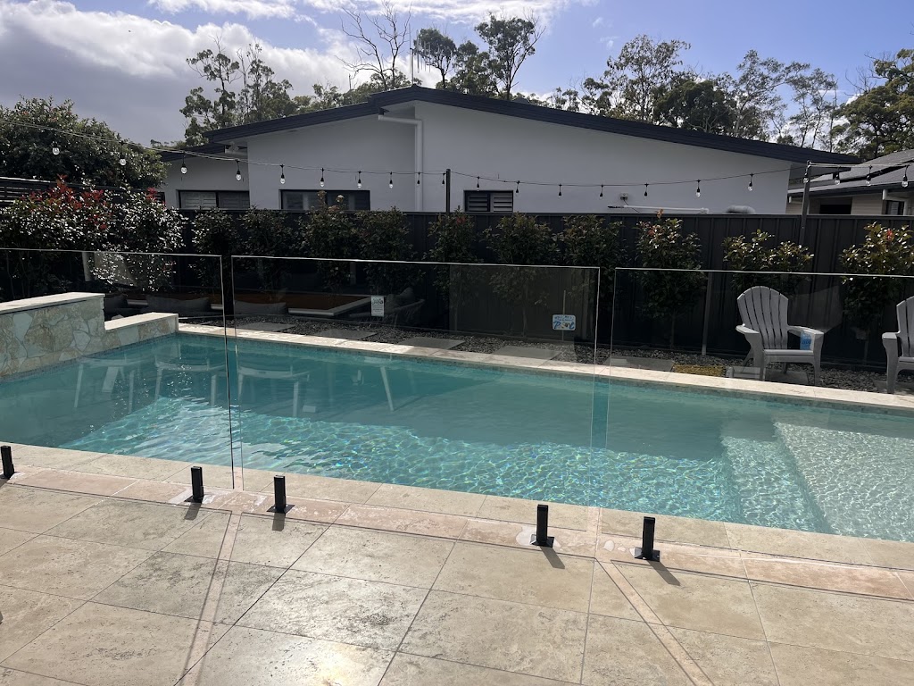 Crystal Clear Window & Solar Cleaning | 13 Howard St, Wallabi Point NSW 2430, Australia | Phone: 0429 627 976