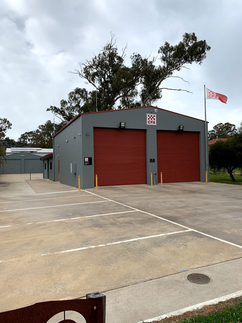 Harcourt CFA Fire station | fire station | 56 High St, Harcourt VIC 3453, Australia