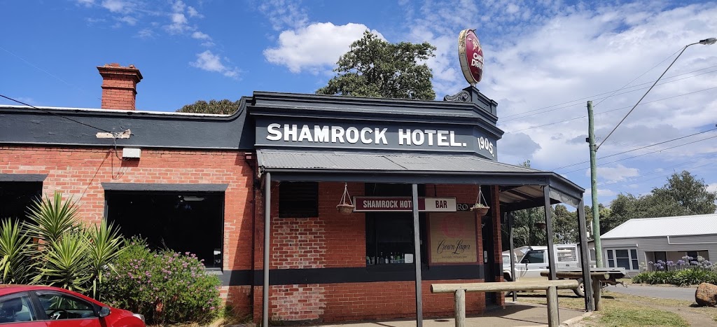 Shamrock Hotel Dunnstown | bar | 2775 Old Melbourne Rd, Dunnstown VIC 3352, Australia | 0353347066 OR +61 3 5334 7066
