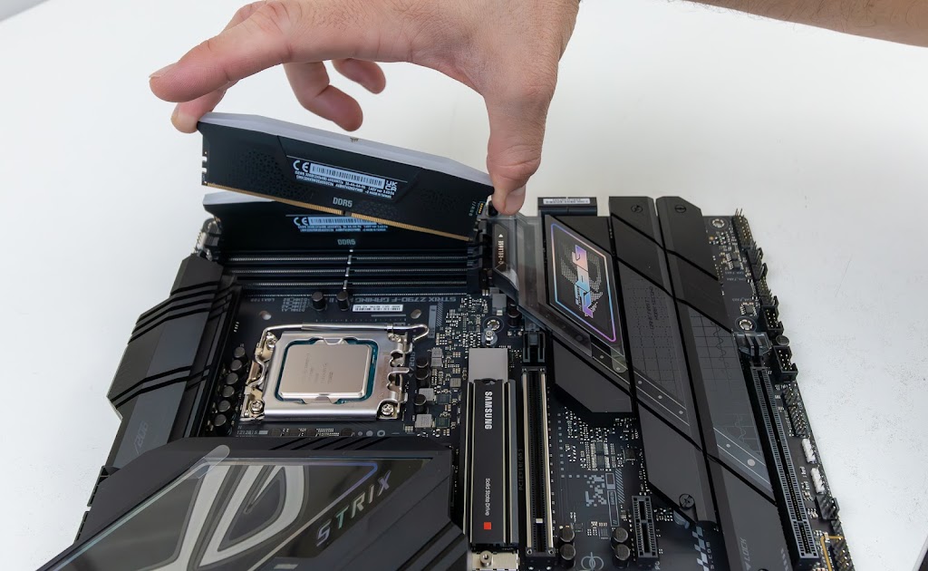 Pro Computer Repairs | 117 Irvine St, Mitchelton QLD 4053, Australia | Phone: 0421 992 625