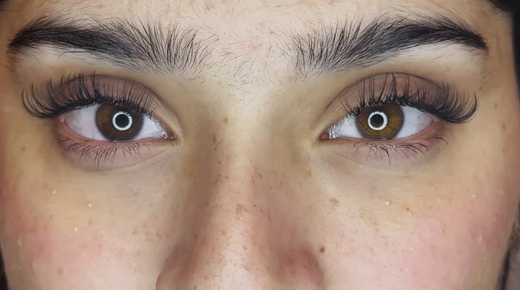 Haus Of Glam Nail and Lash studio | 5 Topiary St, Pakenham VIC 3810, Australia | Phone: 0406 252 995