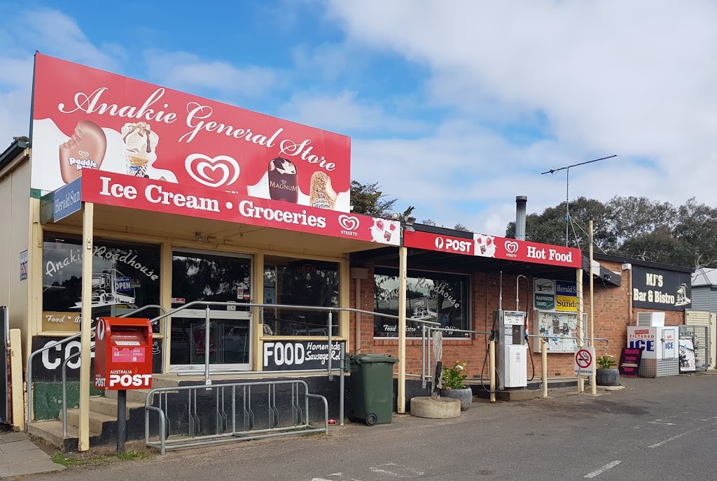 Anakie General Store | cafe | 2153 Ballan Rd, Anakie VIC 3221, Australia | 0352841177 OR +61 3 5284 1177