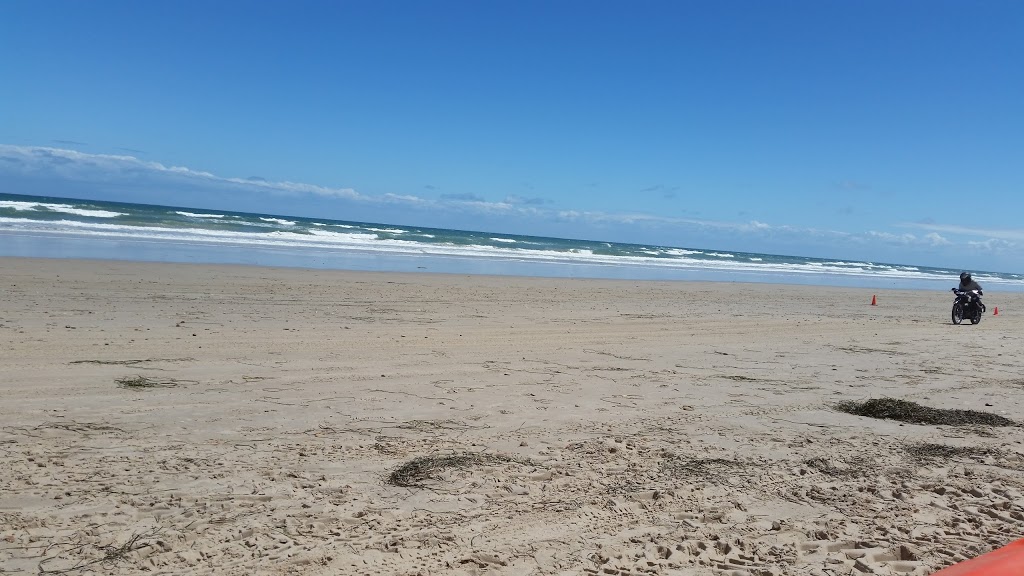 Silver Sands Drive on Beach | Aldinga Beach SA 5173, Australia | Phone: (08) 8384 0666