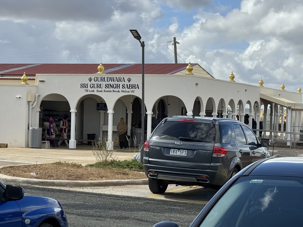 Sri Guru Singh Sabha Bonnie Brook | 718 Leakes Rd, Bonnie Brook VIC 3335, Australia | Phone: 0422 900 741