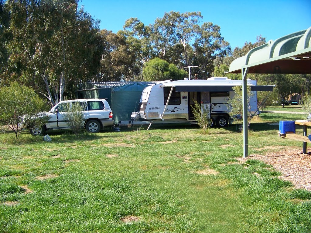 Wanganella Creek Camp Park | rv park | 32 Murray st, (Behind the Peppin Memorial Ram Statue), Wanganella NSW 2710, Australia | 0429008665 OR +61 429 008 665