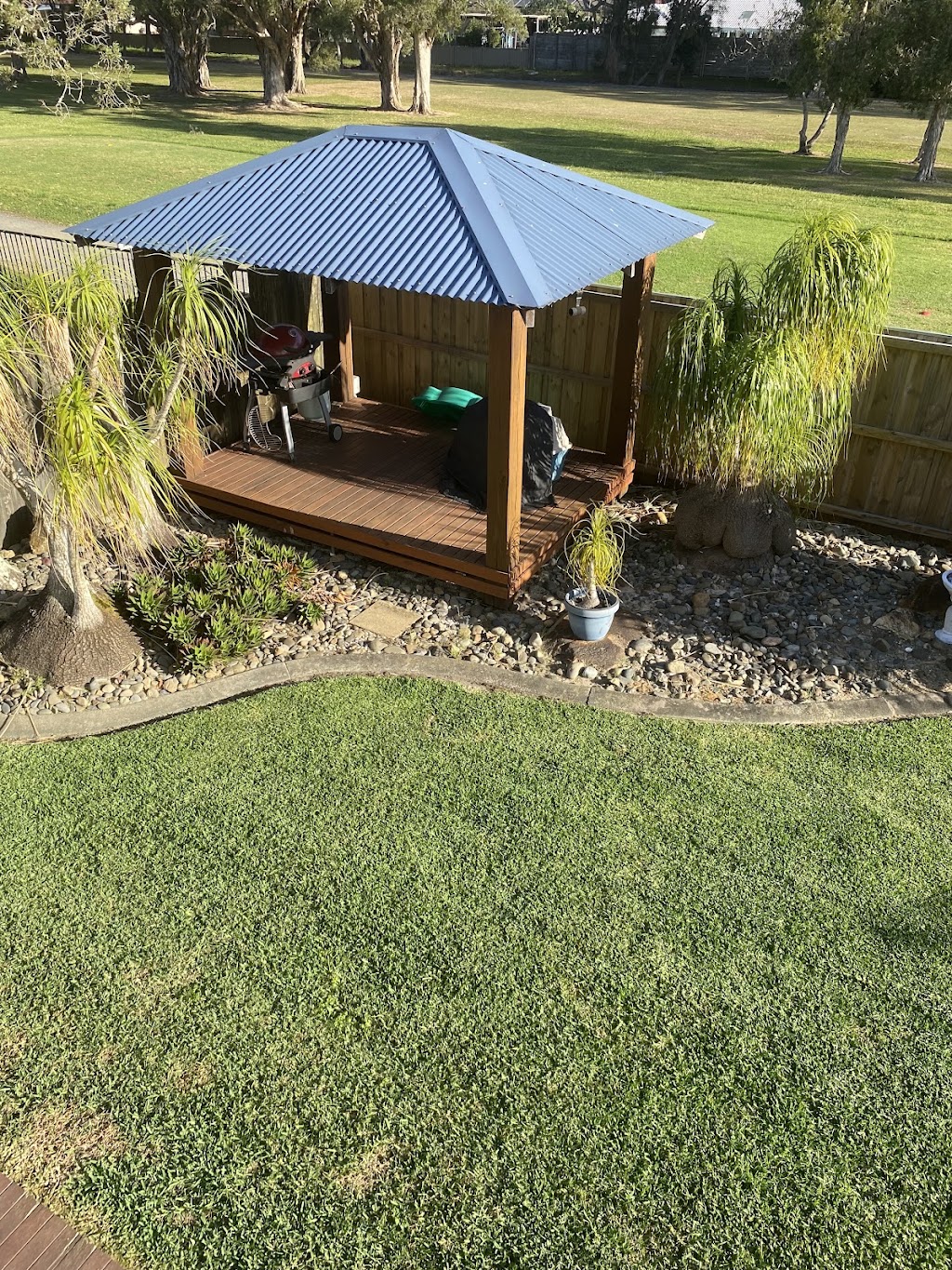 Blueys Coastal Contracting | 102 Green Point Dr, Green Point NSW 2428, Australia | Phone: 0412 666 003