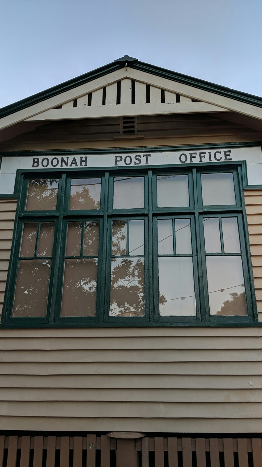 Australia Post - Boonah LPO | post office | 1 Park St, Boonah QLD 4310, Australia | 0754631047 OR +61 7 5463 1047