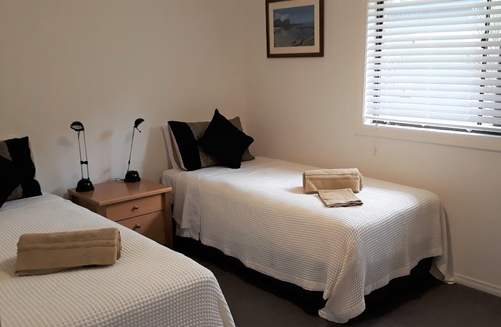 Seahorse Holiday House | Doncaster Ave, Port Macquarie NSW 2444, Australia | Phone: 0400 557 650