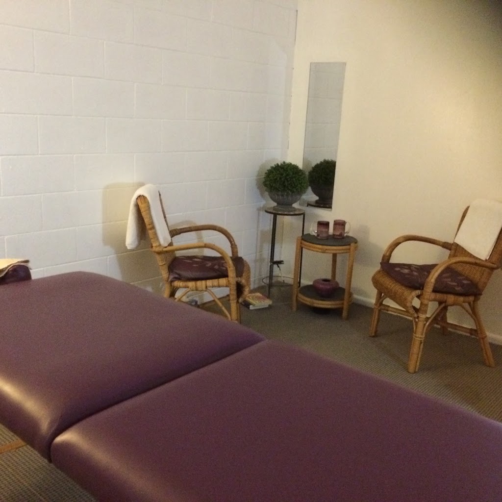 Ka Huna Massage | spa | 10/10 Caryota Ct, Coconut Grove NT 0810, Australia | 0413332130 OR +61 413 332 130