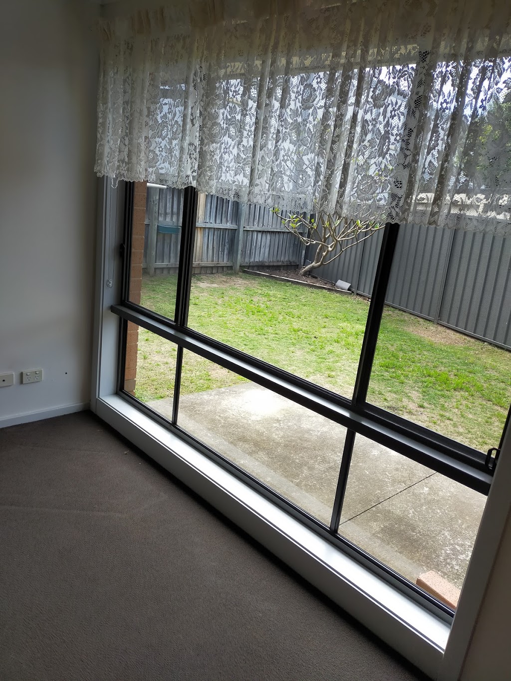 Cassidys Budget Cleaning & Window Services | 71a Brunker St, Kurri Kurri NSW 2327, Australia | Phone: 0421 078 213