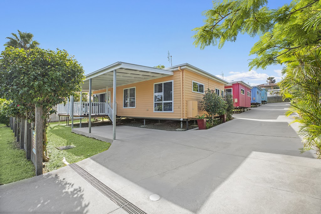 Ohana Surf Bungalows | 5 Wallace St, Scotts Head NSW 2447, Australia | Phone: 0401 710 367