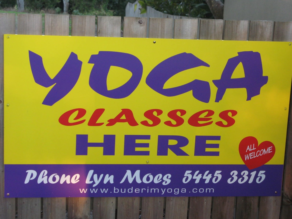 Buderim Yoga | gym | Buderim Girl Guides Hall, 111 Burnett St, Buderim QLD 4556, Australia | 0754453315 OR +61 7 5445 3315