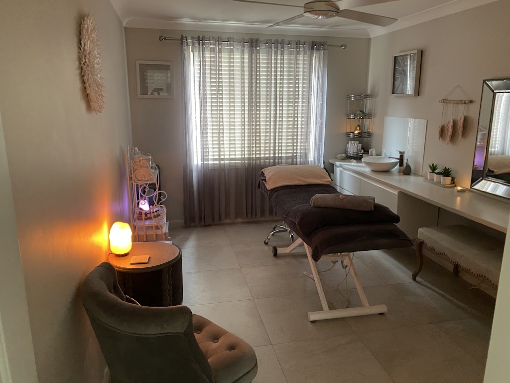The Retreat Room | beauty salon | 13 Liberty Way, Kellyville NSW 2155, Australia | 0402735268 OR +61 402 735 268