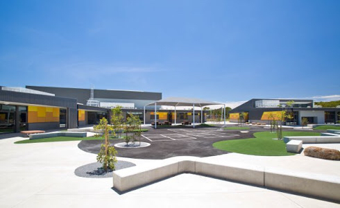 Mernda Park Primary School | school | 40 Riverdale Blvd, Mernda VIC 3754, Australia | 0387769700 OR +61 3 8776 9700