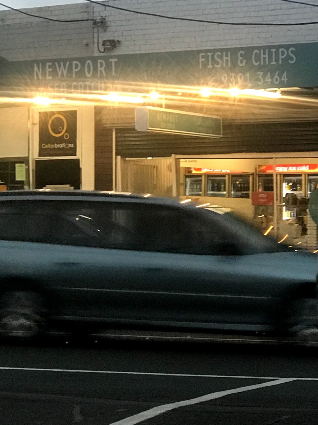 Newport Sea Catch | restaurant | 27 Mason St, Newport VIC 3015, Australia | 0393913464 OR +61 3 9391 3464
