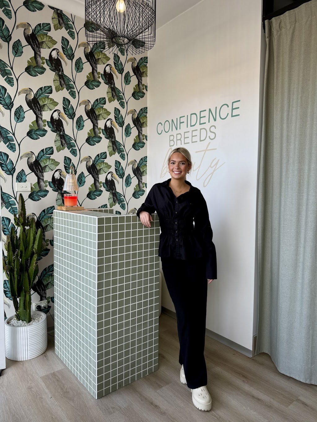 Mae Beauty Budgewoi | 91 Scenic Dr, Budgewoi NSW 2262, Australia | Phone: 0499 281 792